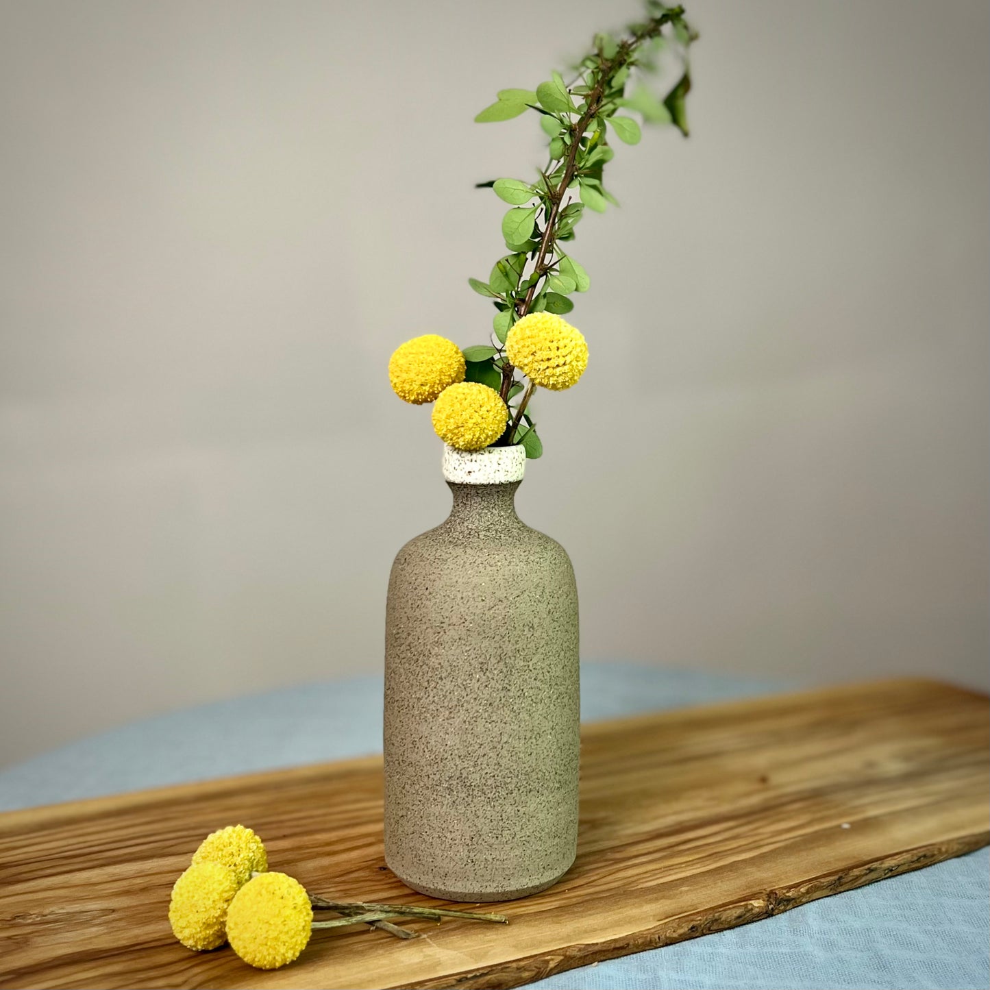 city vase small