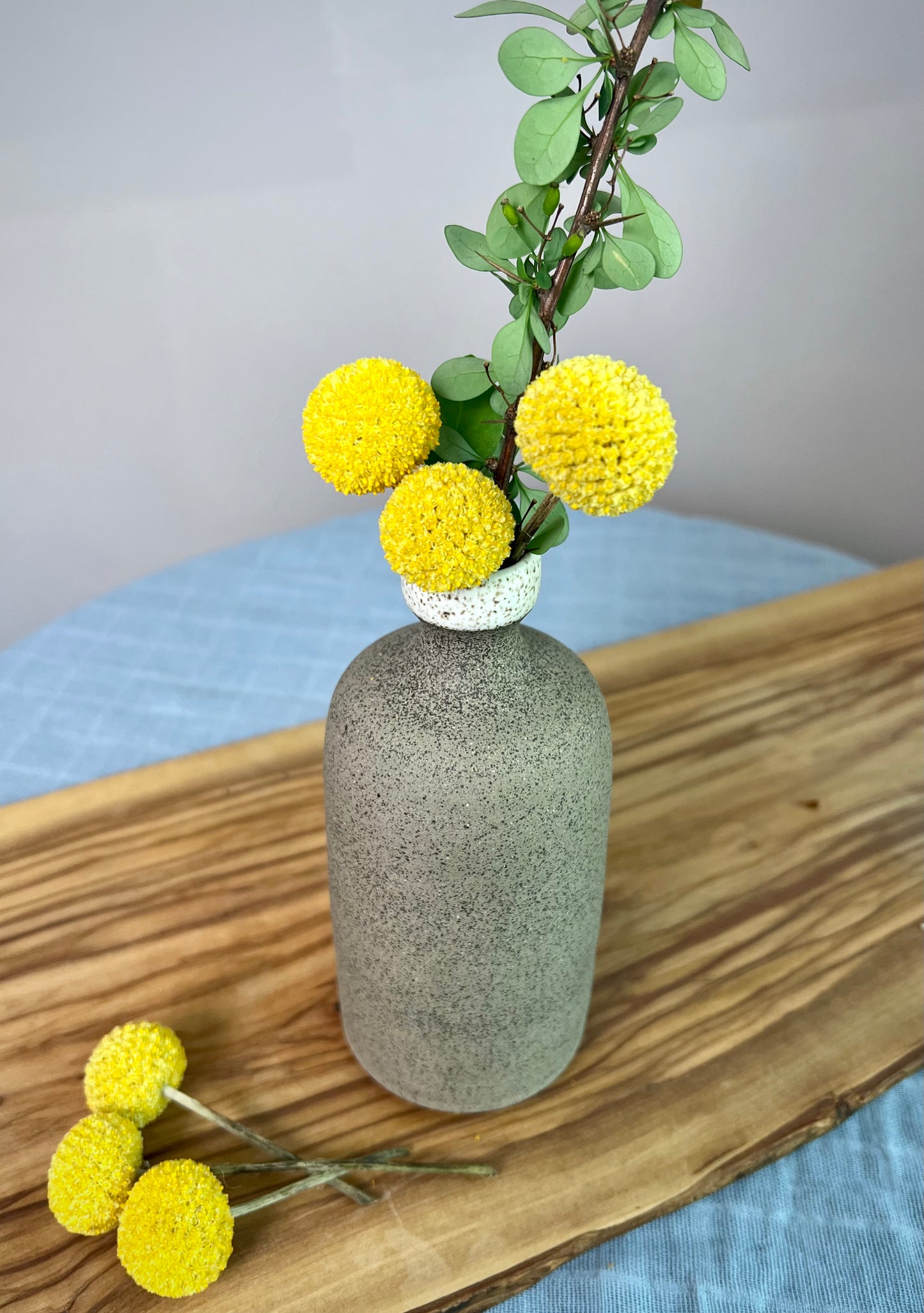 city vase small