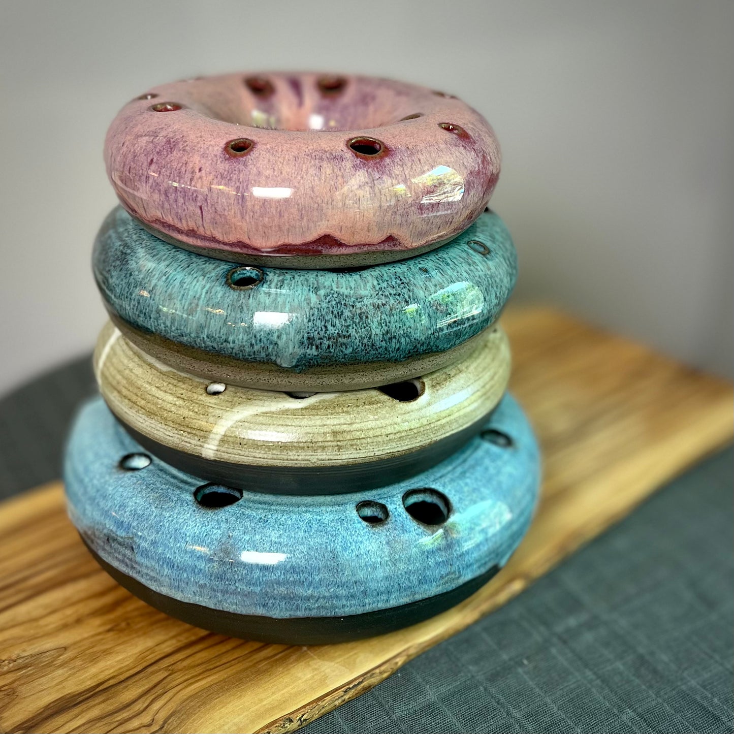 black donut centerpiece vase