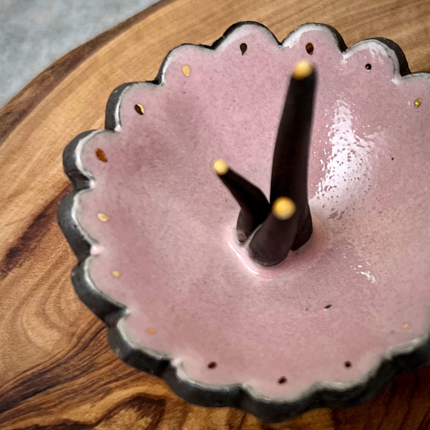 black light pink ring holder/dish with 22k gold accents