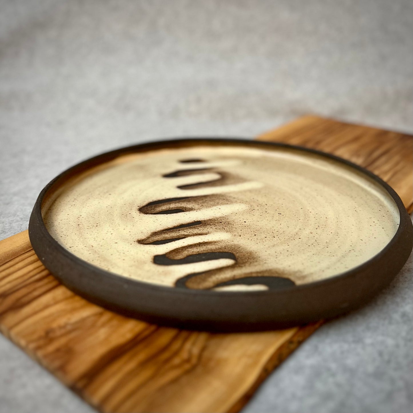 black shino platter