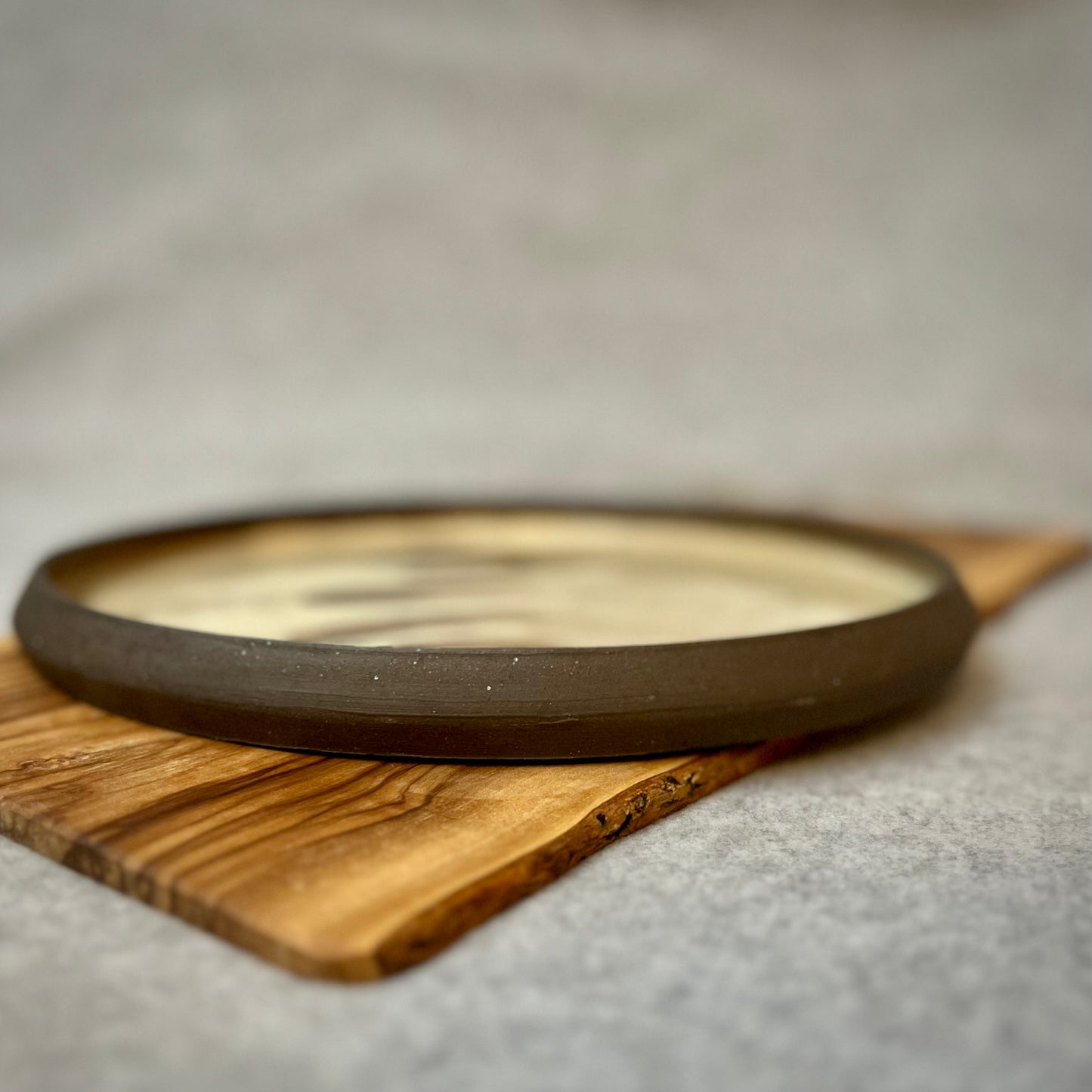 black shino platter