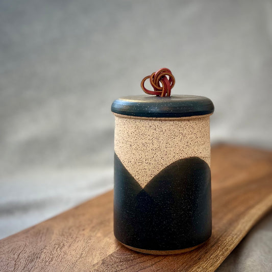 ranch lidded jar with leather handle